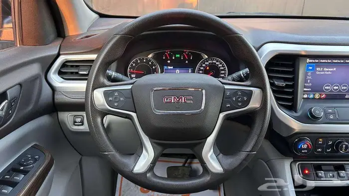 جي ام سي اكاديا 2023 مستعمل لدى شركة عبدالمجيد الخضر 6