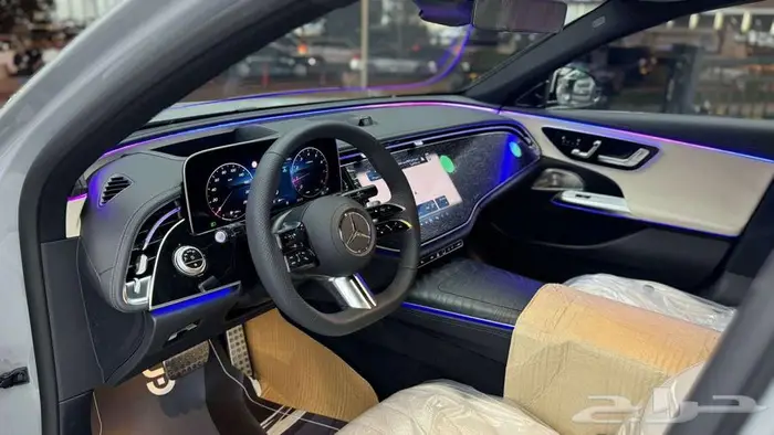 2025مرسيدس إي300 MERCEDES E 12