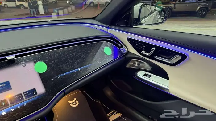 2025مرسيدس إي300 MERCEDES E 13