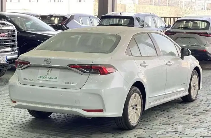 تويوتا كورولا موديل 2025 كاش و اقساط 3