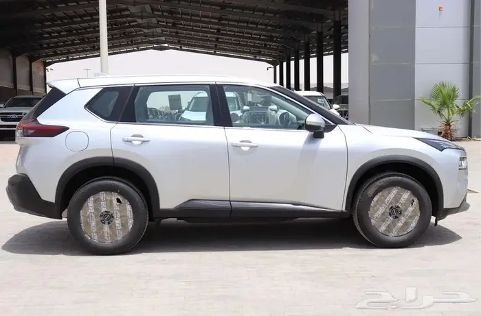 اكس تريل 5 راكب بدون دبل 2025 عرض خاص جدا متوفر كل الالوان 2