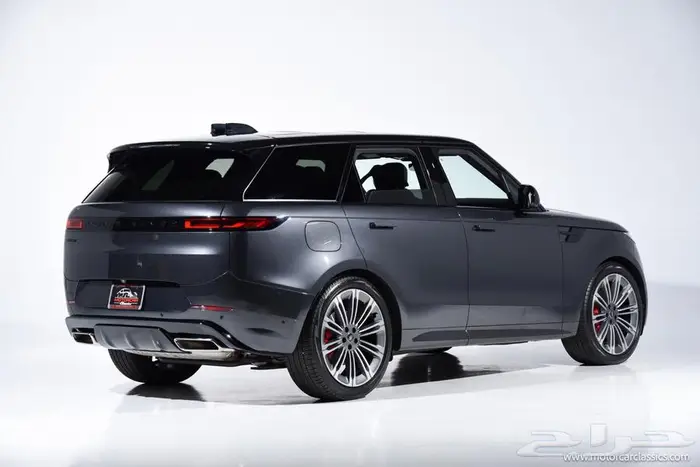 رنج سبورت 2024 ممشى 15 الف كيلو بمواصفات مميزة 3