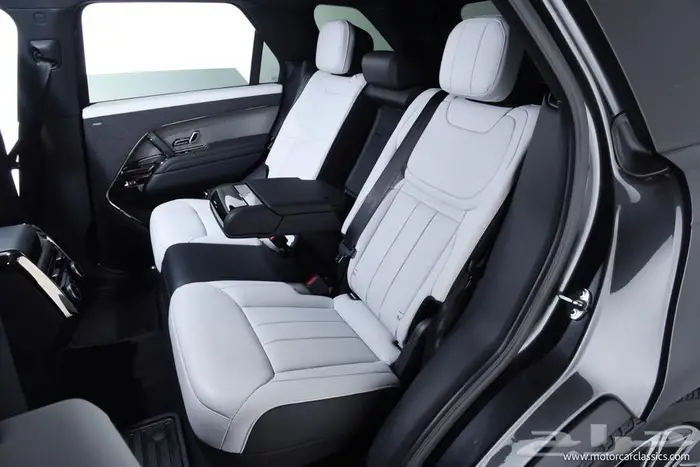 رنج سبورت 2024 ممشى 15 الف كيلو بمواصفات مميزة 9