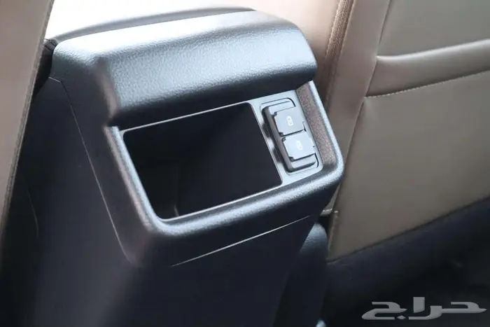 ايسوزو ام يو اكس فل كامل 2024 دبل وارد العيسى شاشه كبير 11