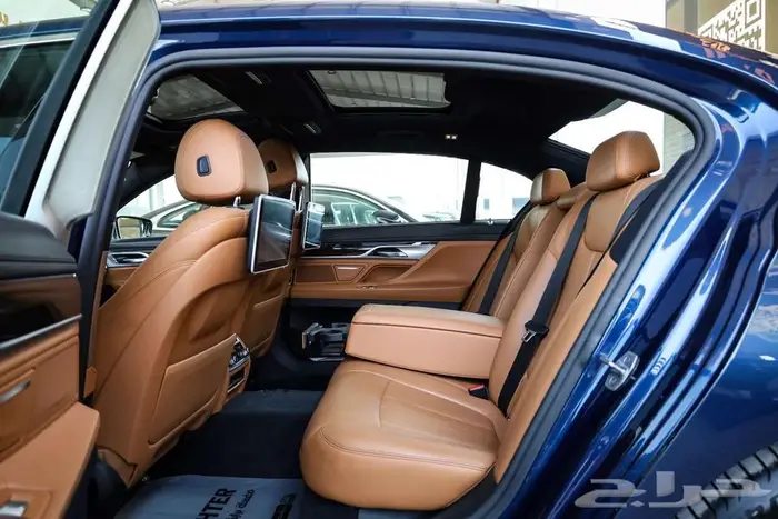 بي ام دبليو 730Li فل كامل موديل 2021 9