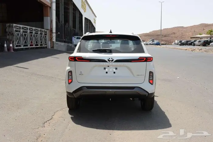 تويوتا اوربان كروزر 2026 GLX فل كامل بالنقد او التقسيط 3