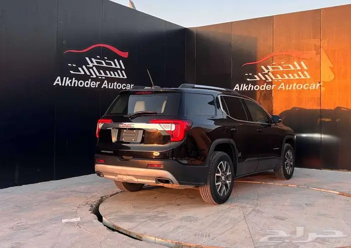 جي ام سي اكاديا 2023 مستعمل لدى شركة عبدالمجيد الخضر 4