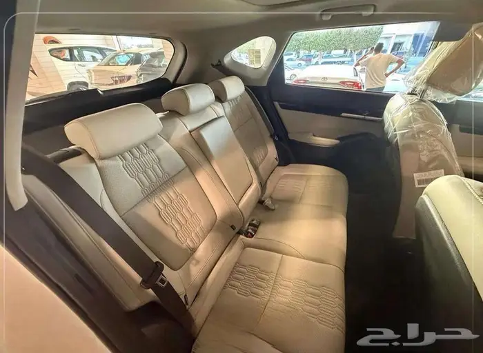 كيا سيلتوس GLS 2026عروض القيادة للسيارات 6