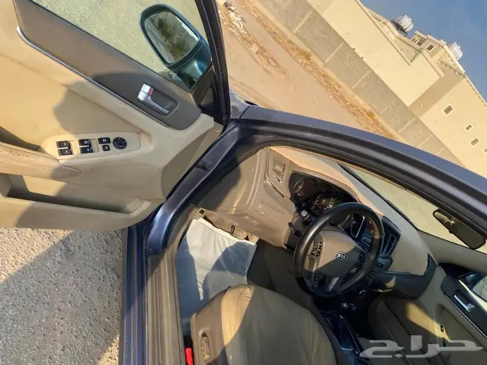 كيا كدنزا 10