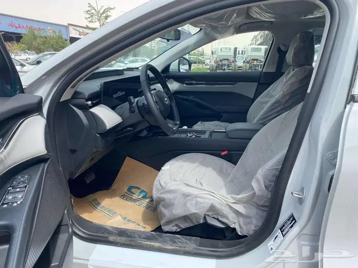 عرض للكاش فورد تورس امبيانتي 2025 10