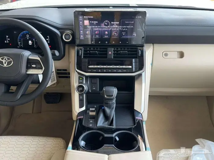 تويوتا لاندكروزر GXR L2 بنزين سعودي 2026 12