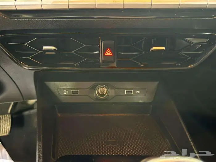 ام جى جى تى MG GT كمفورت 2022 29