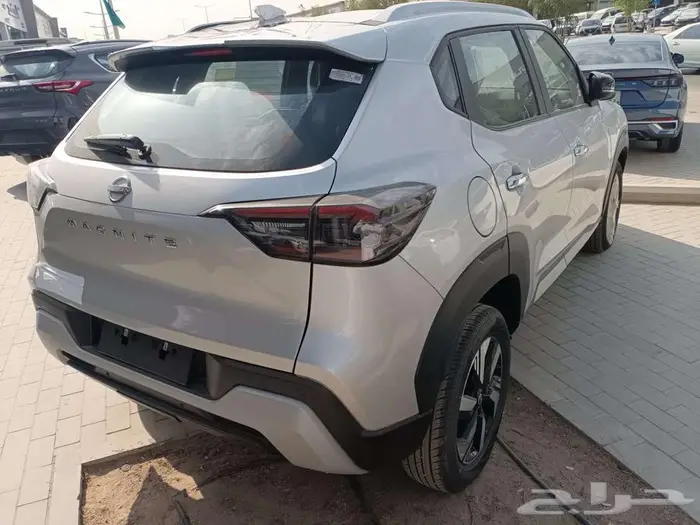 نيسان ماجنيت SV 2025 1