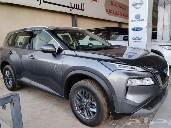 نيسان اكس تريل دبل 5 راكب وبدون دبل 7 راكب 2025 18