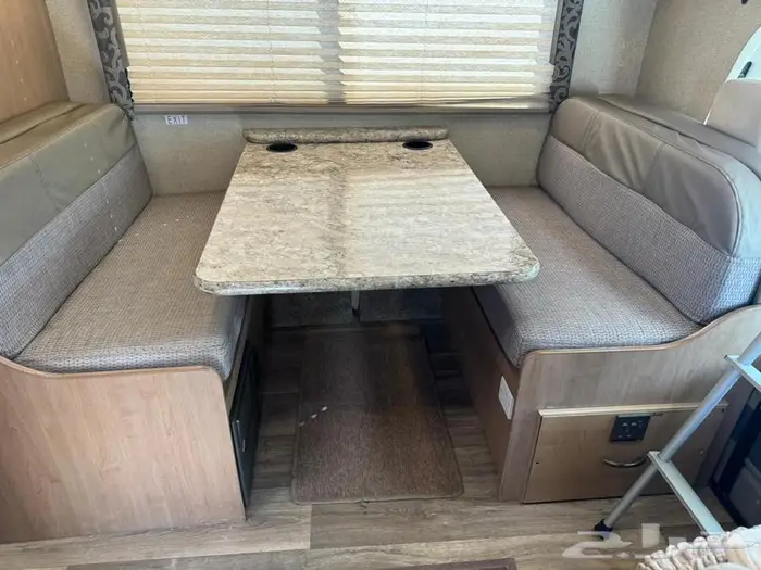 كرفان سيارة متنقله 2018 10