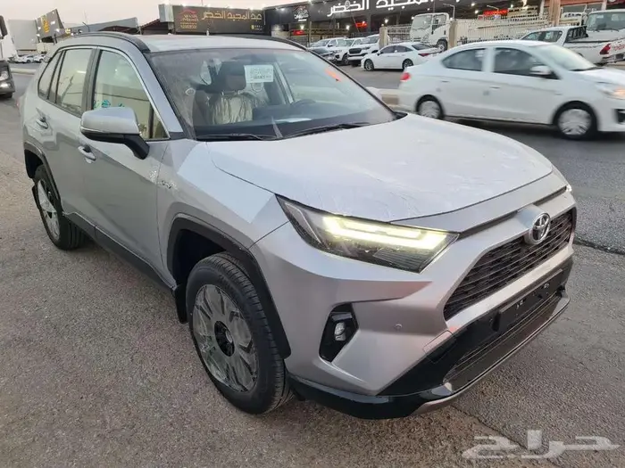 تويوتا راف فور XLE هايبرد 2025 - عروض الأقساط 21