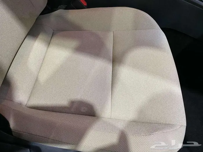 تويوتا كامري 2025 ستاندر ابيض سعودي 21