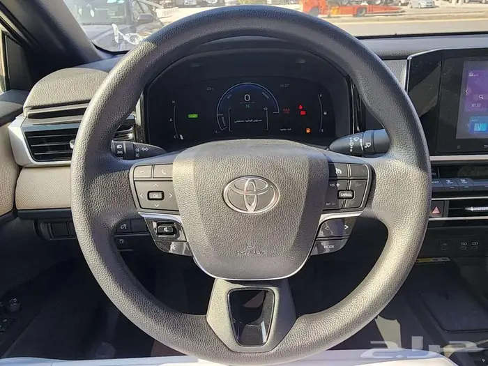 تويوتا كامري E موديل 2025 كاش و اقساط 11