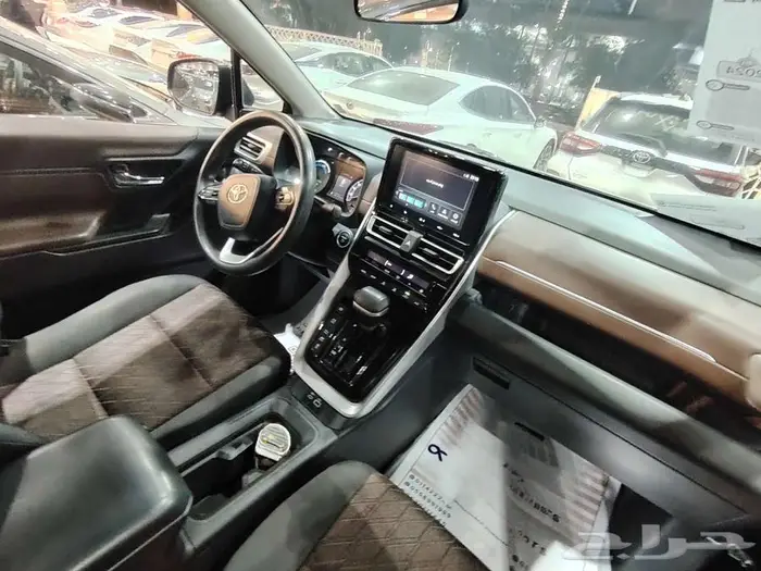 اينوفا هايبرد موديل 2024 مستعملة حبه فقط 16