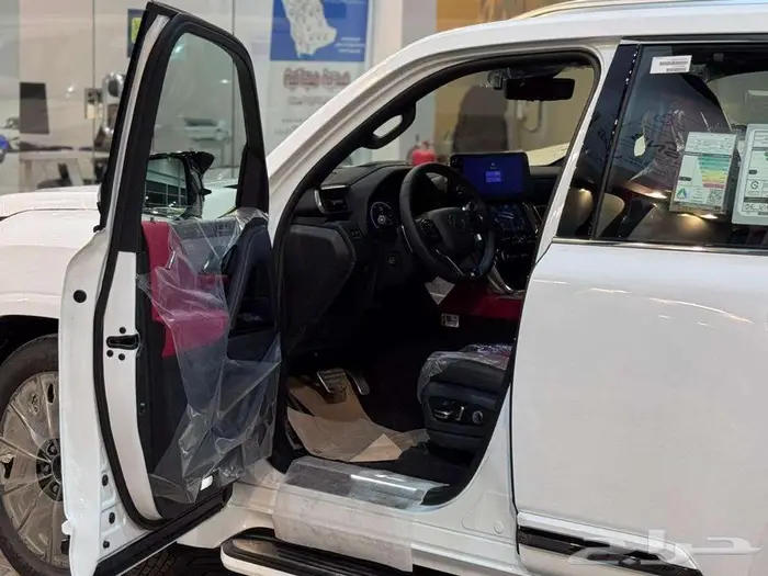 لكزس اف سبورت بريمي 2025 كامل واقساط 5