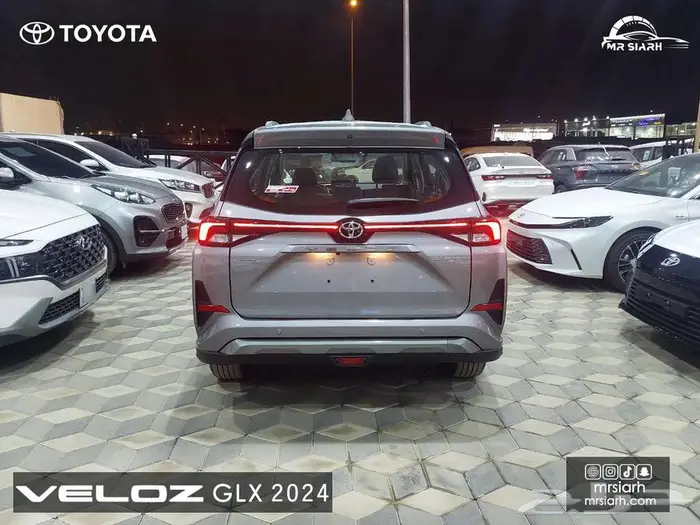 تيوتا فيلوز 2025 GLX 4