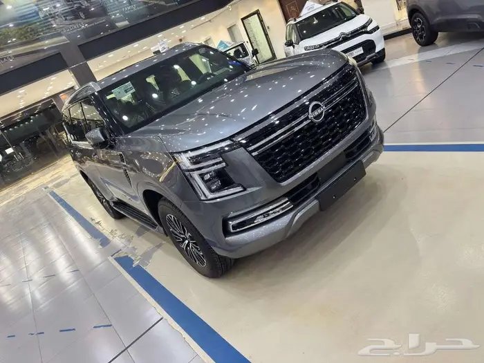 نيسان باترول بلاتينيوم موديل 2026 تنفس طبيعي سقف اسود 5