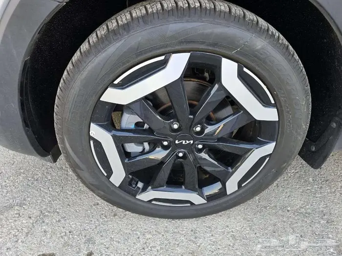 كيا تيلورايد GLS مراتب متصله موديل 2025 سعودي 13