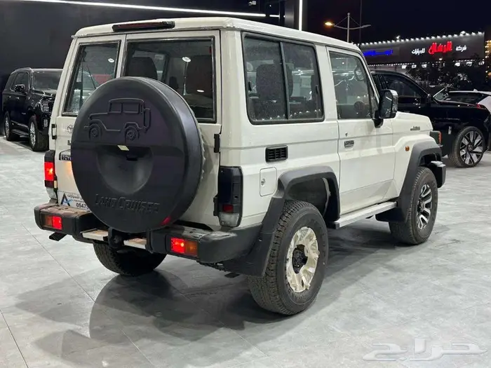 تويوتا مصندق رفرف ونش ديزل 2025 جير توماتيك 3