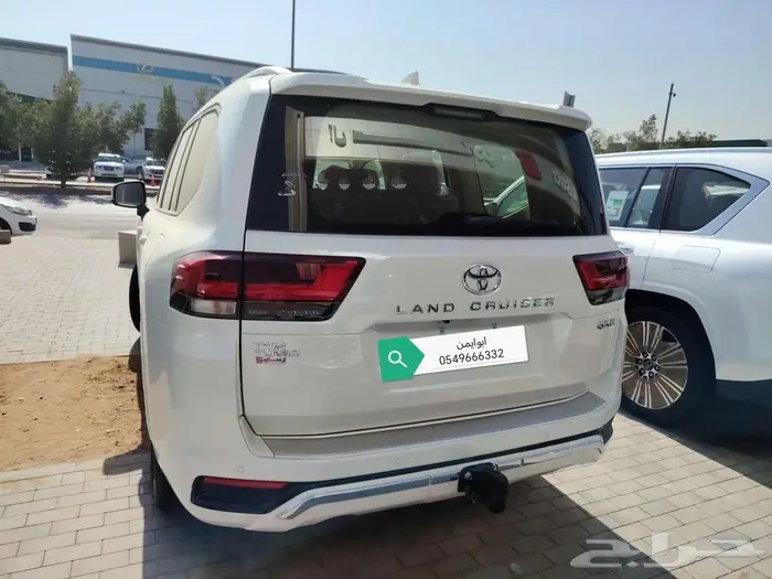 لاند كروزر GXRL4 الموديل2025 10