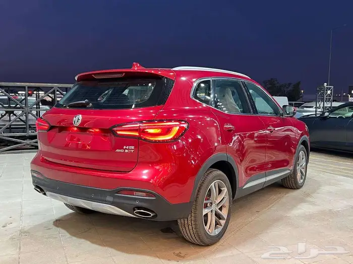 ام جي اتش اس HSموديل 2023 سعر منافس لدى خالد للسيارات 4