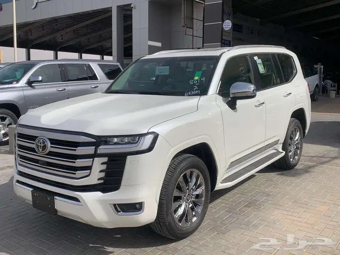 تويوتا لاندكروزر VX - فى اكس -ديزل موديل 2023 1