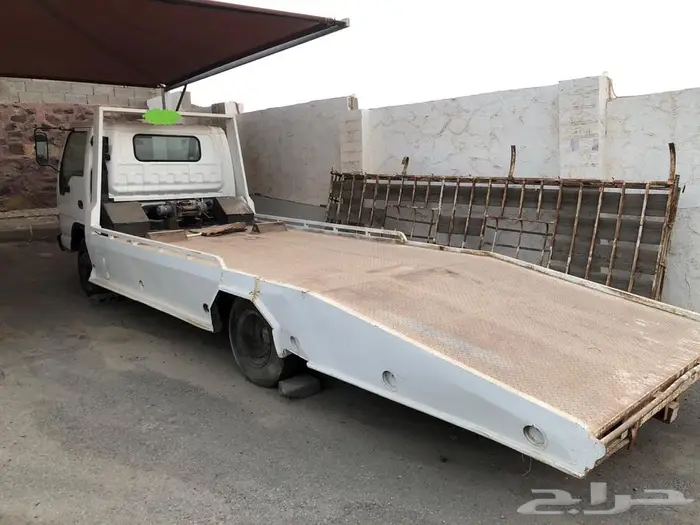 سطحه ايسوزو 2001م استخدام قليل 0