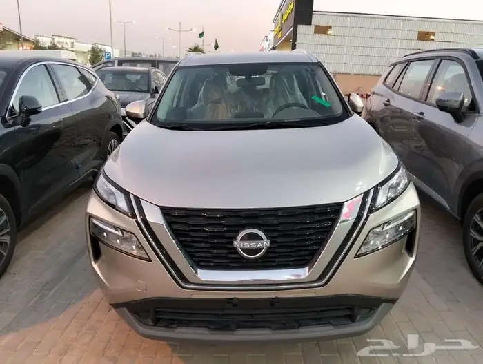 نيسان اكس تريل دبل 5 راكب وبدون دبل 7 راكب 2025 2