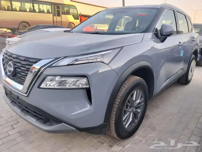 نيسان اكس تريل دبل 5 راكب وبدون دبل 7 راكب 2025 28