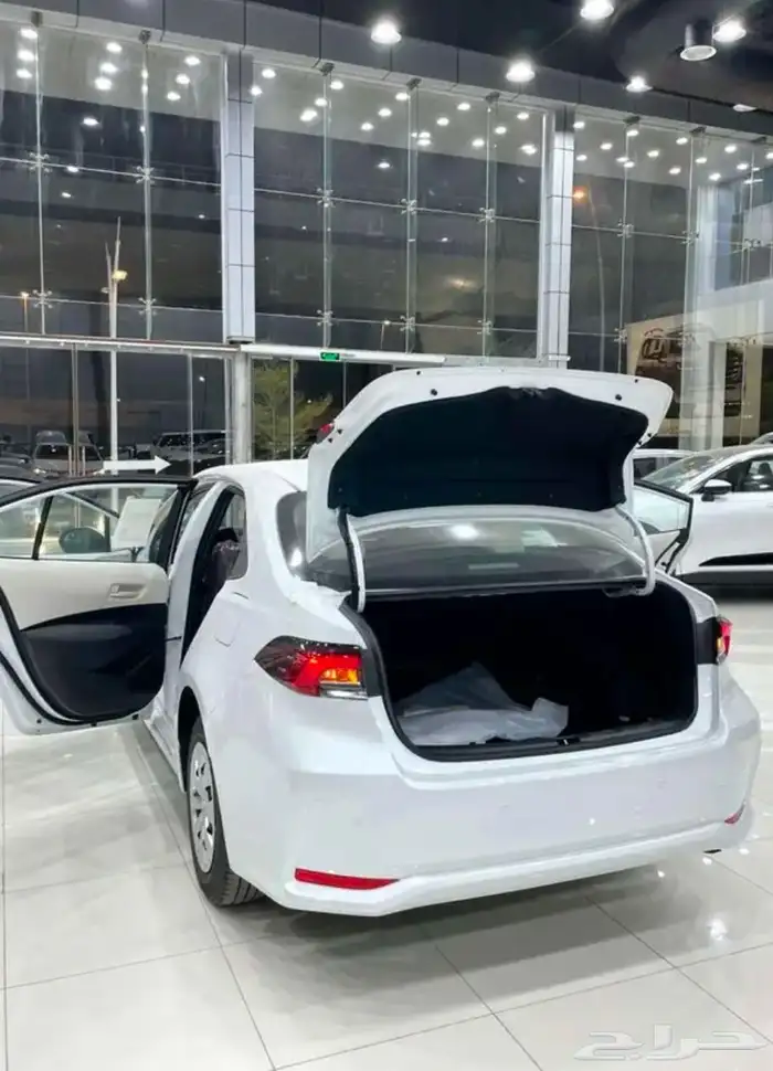 كورولا Corolla 2.0L XLI 2025 (طيس) 4
