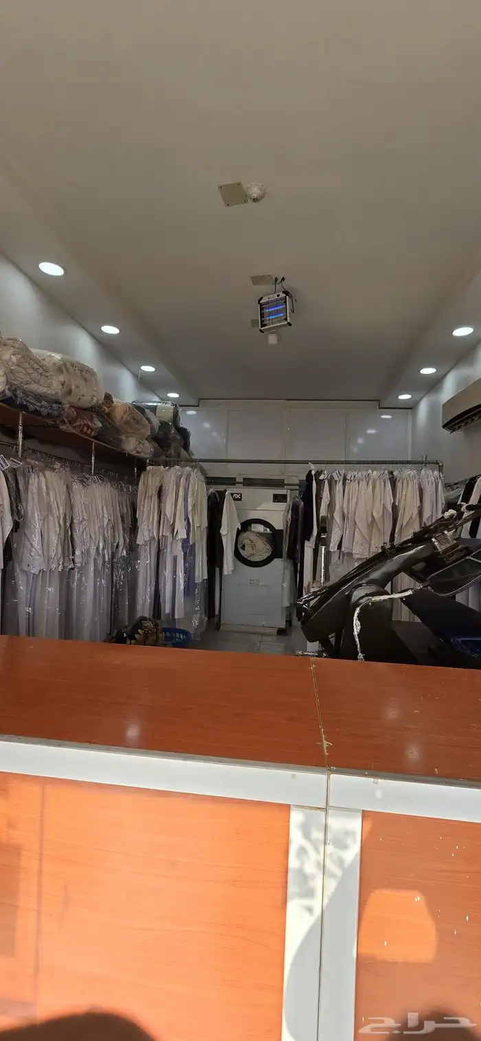 مغسلة ملابس لتقبيل (مجعر)تتكون من 1