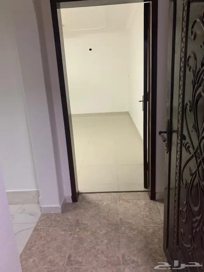 للبيع عمارة سكنية - حي الروضة الدمام 21