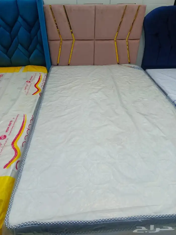 أس ر ة للبيع بحالة ممتازة 23