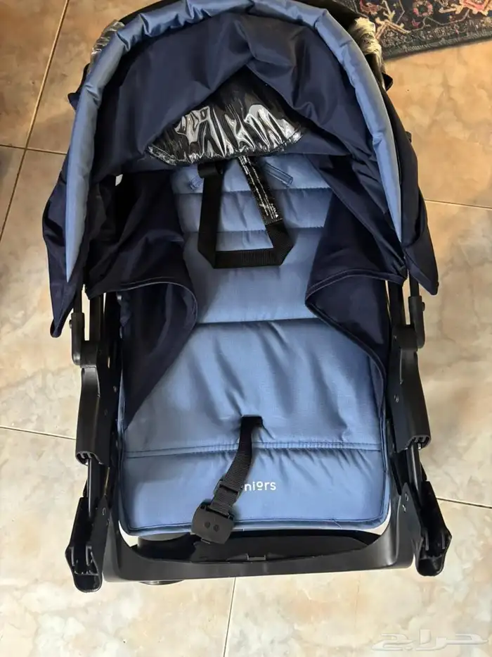 عرباية تسوق من ماركة جونيورز شبه جديد 0