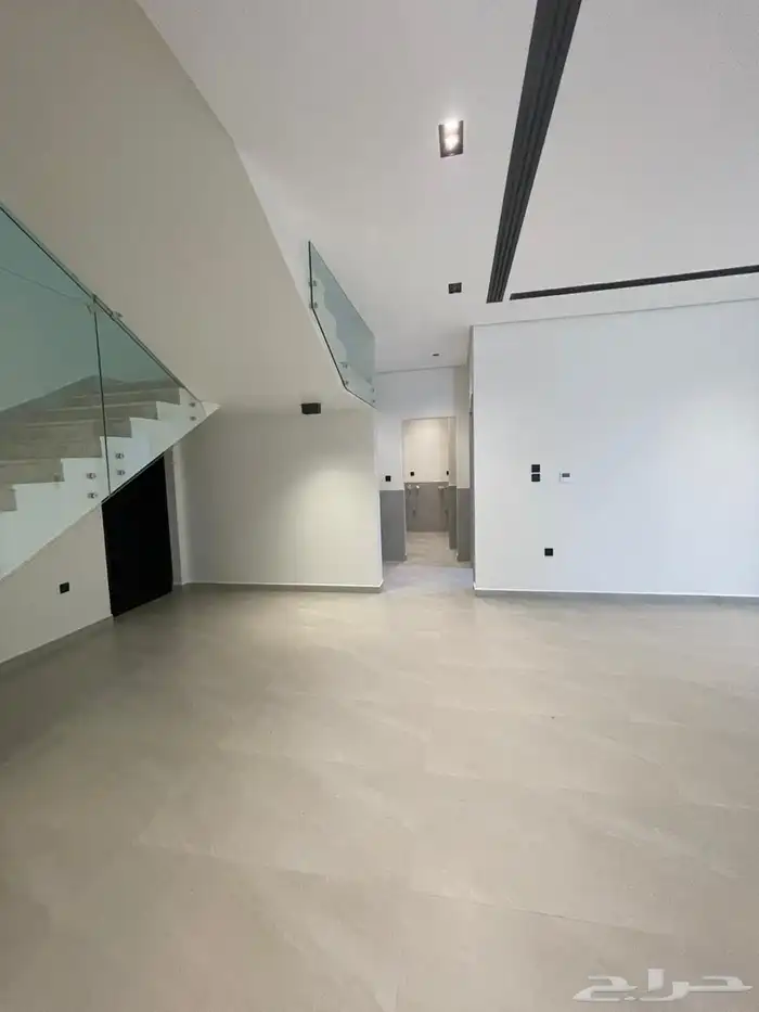 للبيع فلة مودرين من المالك مباشرة 41