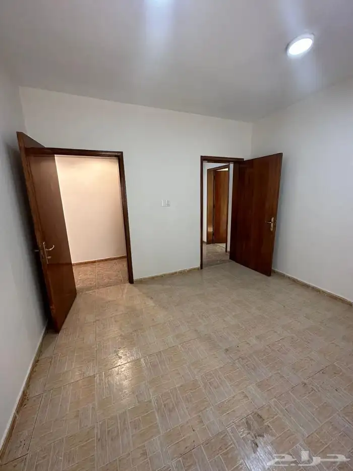 للبيع عمارة سكنية - حي الروضة الدمام 9