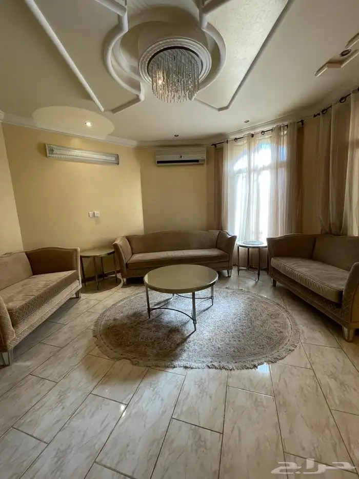 كنب وطاولات وزوليه من هوم سنتر 0