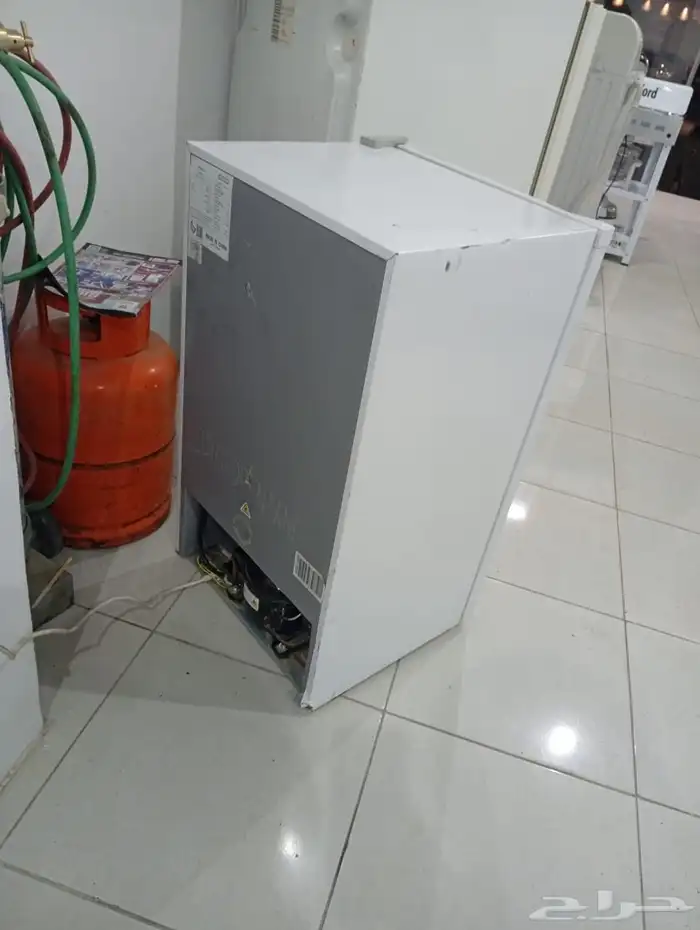 للبيع ثلاجه غرفه ( مباع) 1
