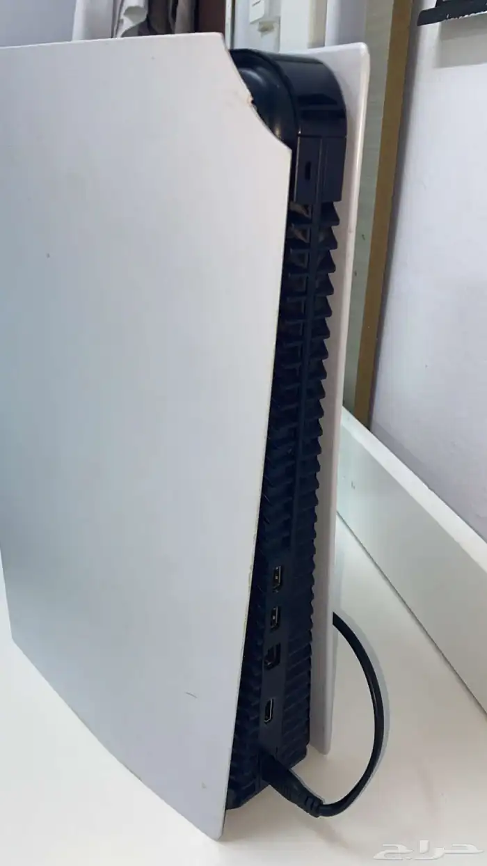 سلام عليكم ورحمة الله وبركاته عندي عندي سوني 5 نضيف كويس وفي 2