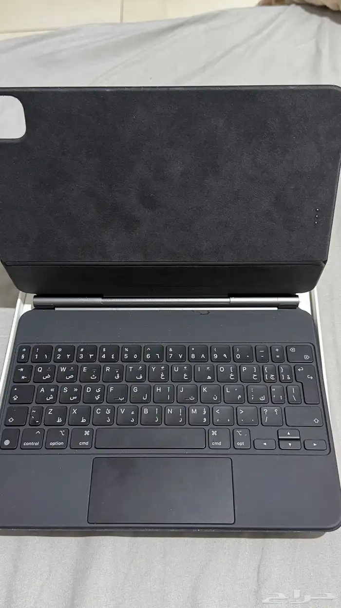 ماجيك كيبورد ايباد اصلي 4