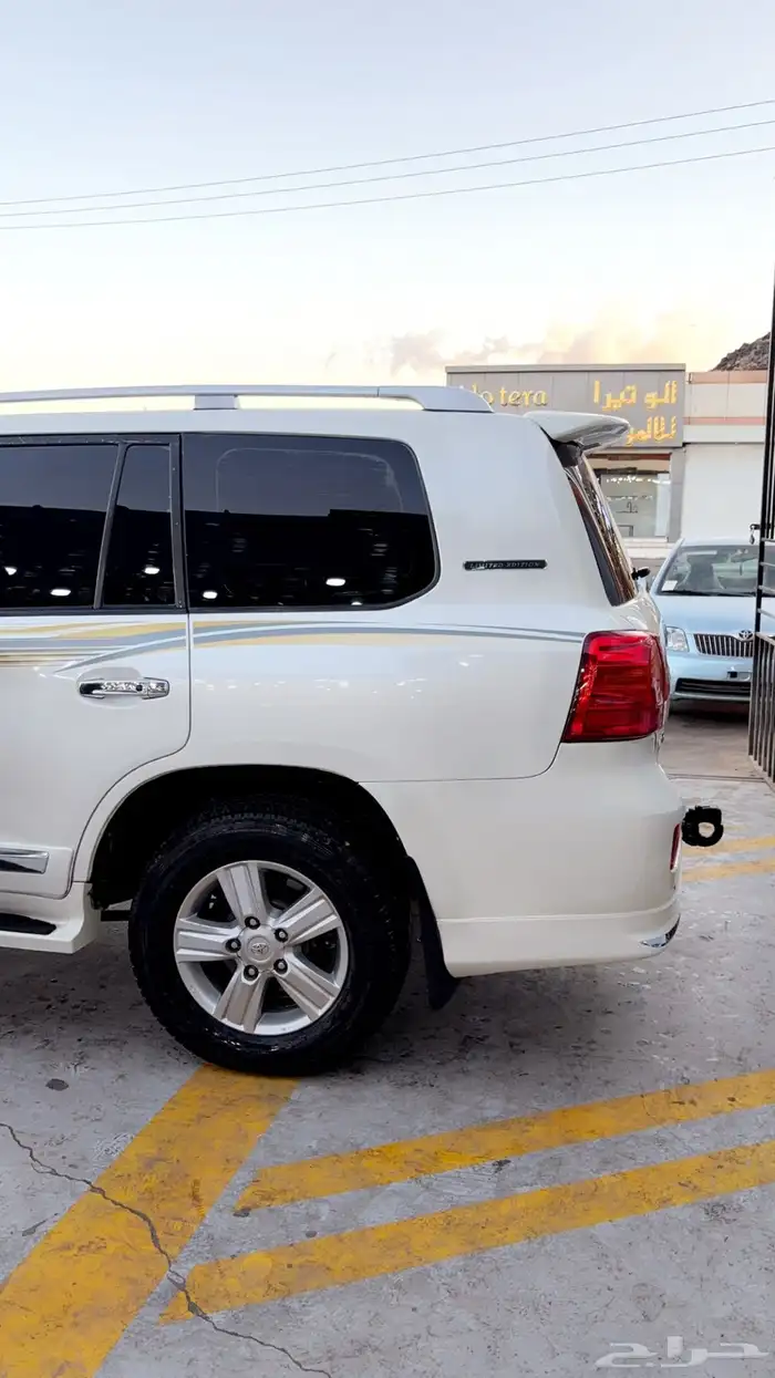 لاندكروزر 40