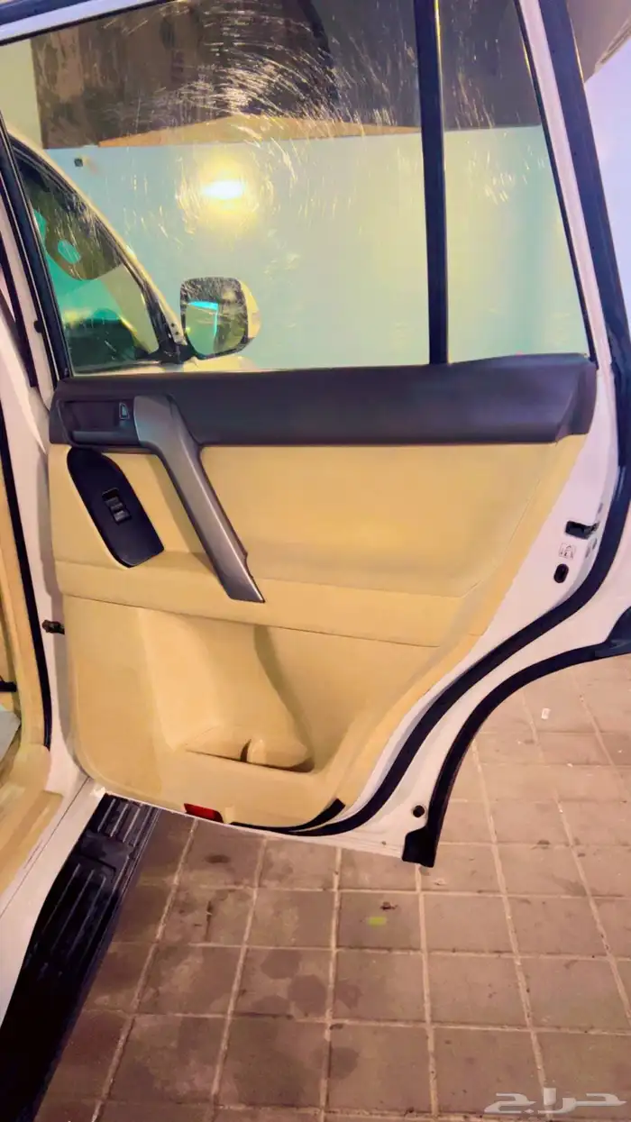 للبيع تايوتا برادو 2015 8