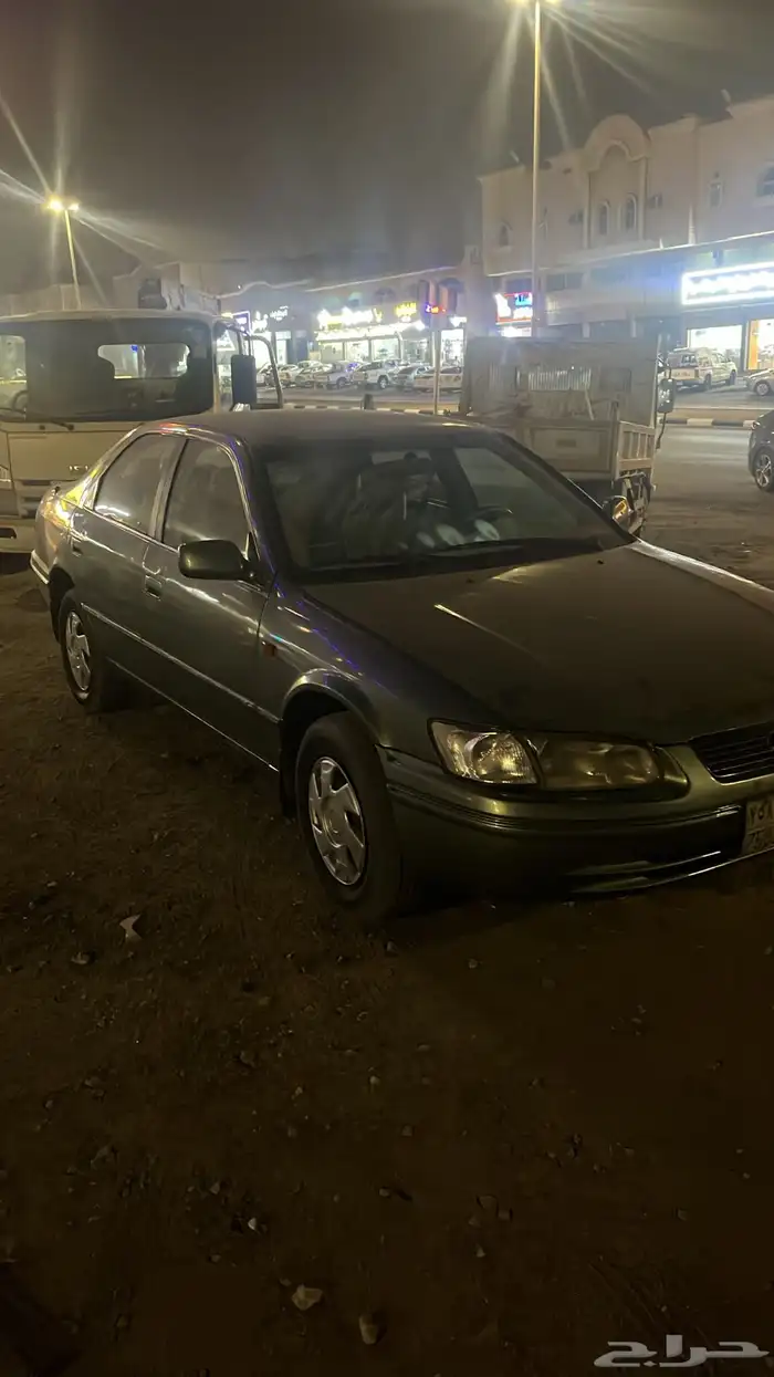 كامري موديل 2000 1