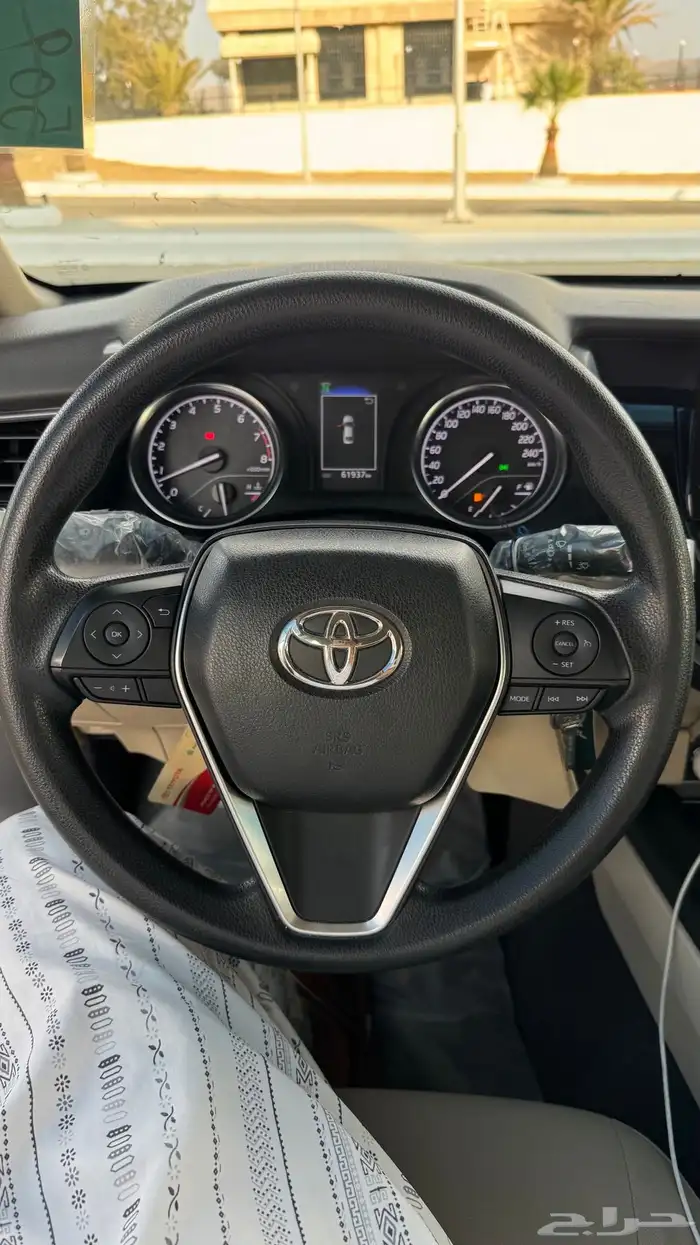 للبيع كامري مخزنه 21