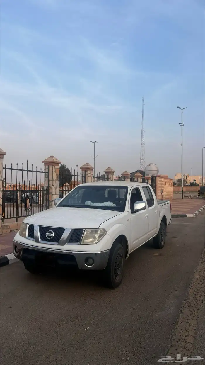 نيسان نفارا 1